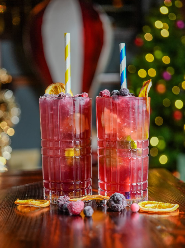 Cocktail Lounge